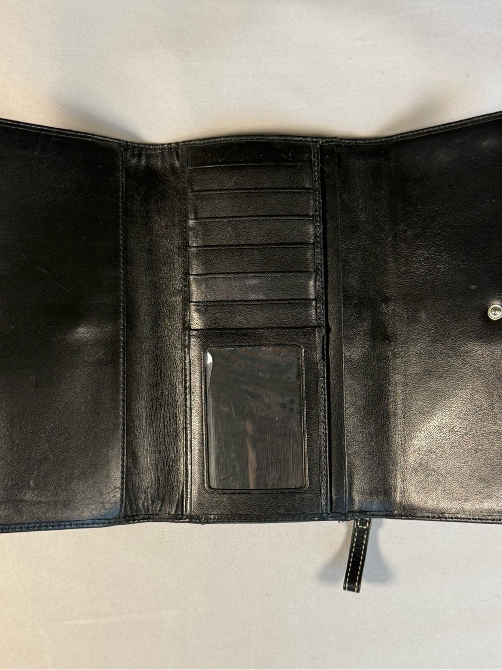 Coach SoHo Signature Trifold Wallet - Picture 5 of 7